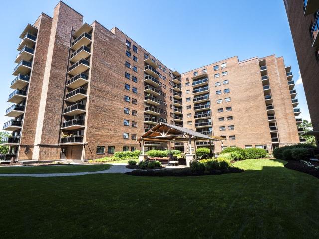 New Street 2 Bedroom Apartment for Rent at 2386 New St, Burlington, ON L7R 1J7 Brant
