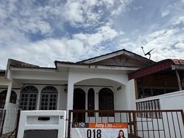 New Painted Alam Megah Sek 27 Shah Alam 1 sty House below bank value