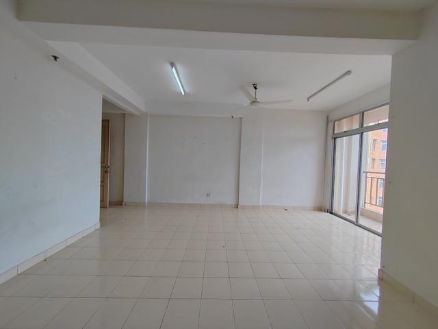New painting 3R3B 1020sf Sri Palma Villa Mantin for Sale