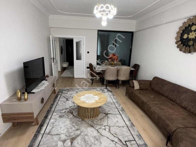 Yıldızkent'te Satılık 2+1 Daire 1. Kat Yüksekliğindedir
