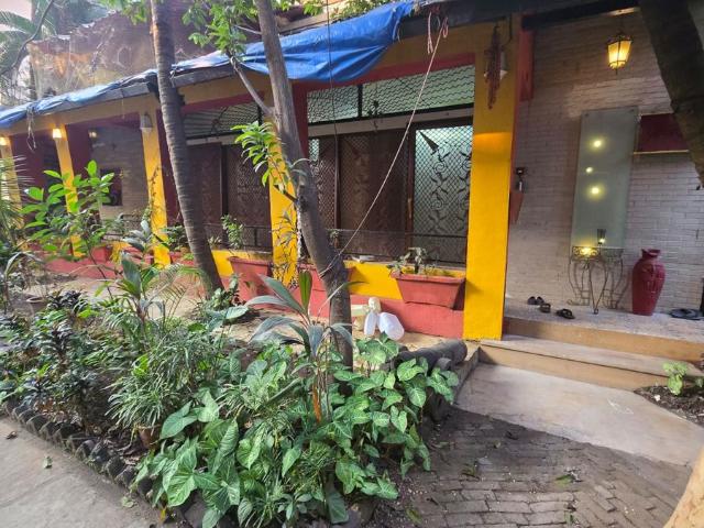 New Palm Beach CHS 4 Bedroom 2560 Sq. Ft. Builder Floor in Nerul Sector 4 Navi Mumbai Listing ID: #10214