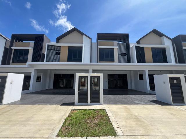 New Partly Furnished 2 Storey Superlink Valeria Gamuda Gardens