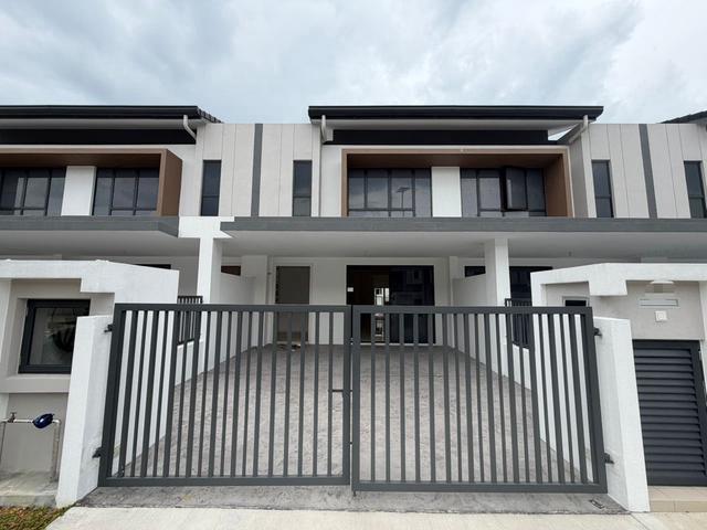 NEW PHASE 2Sty Terrace House Blooming GarlandKota Emerald Rawang