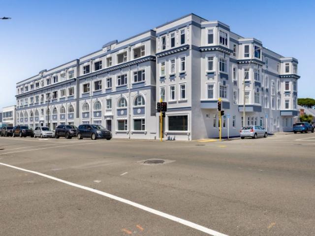 new plymouth, 2 bedrooms