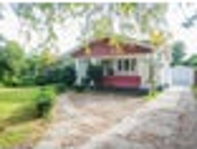 New price for this stunning Bungalow!