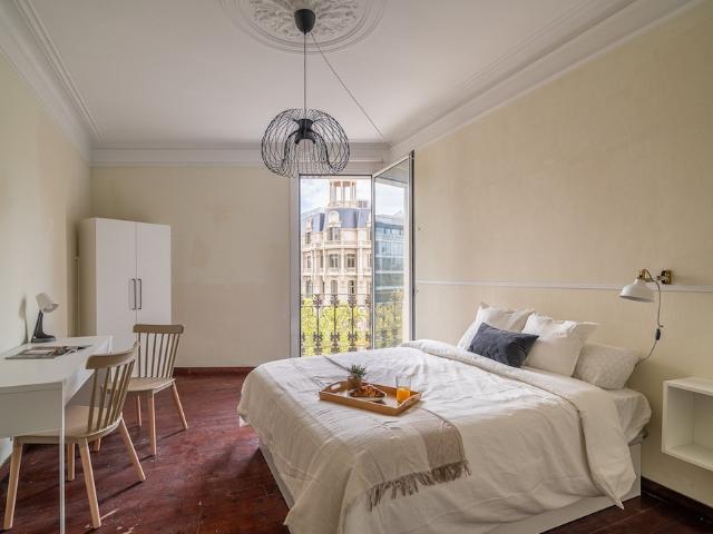 New room in Av. Diagonal D466 42 H8