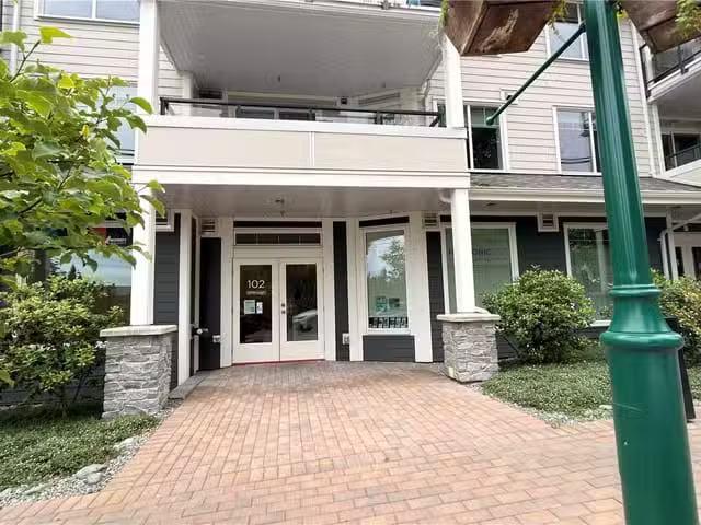 New Retail for lease in Qualicum Beach, 102 210 First W Ave, 1.