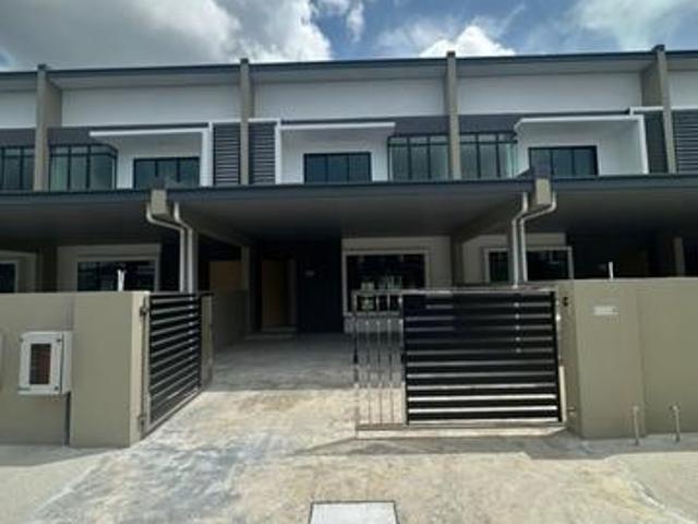 NEW ready to move in City Garden Double Storey Terrace House Inter