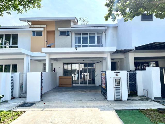 New Refurbish Double Storey 22x75 TTDI Grove Kajang