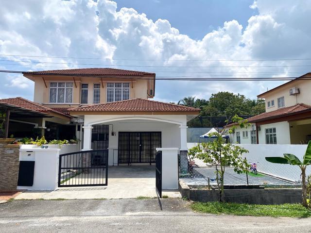 New Refurbished Semi D House Bandar Baru Salak Tinggi