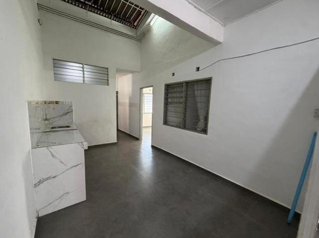 New Renovated Auto Gate Single Storey Solok Perwira Permatang Tinggi