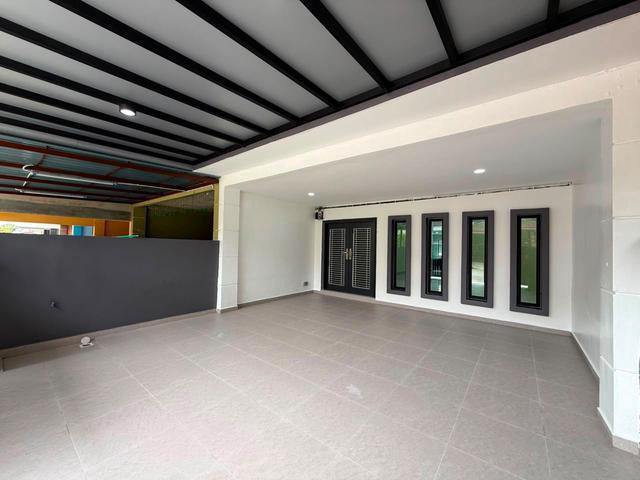 New Renovated Desa Tebrau Jalan Harmonium 2212 Double Storey House