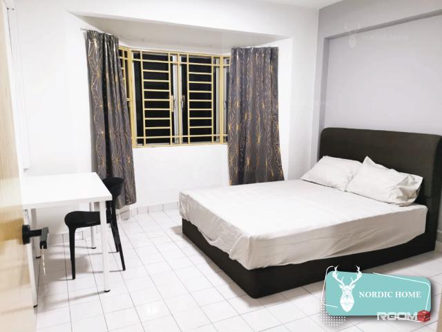 【New Renovated & Low Deposit】Desa Dua Apartment Aircon Room at Kepong
