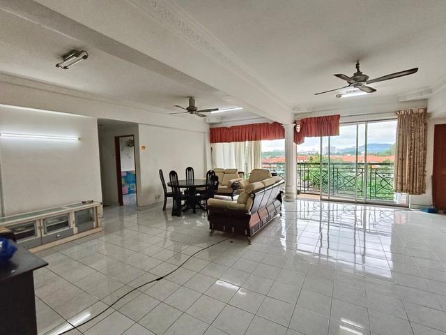 New Renovated with Cabinets Wardrobe Cozy 4 Rooms Own Stay Or Invest