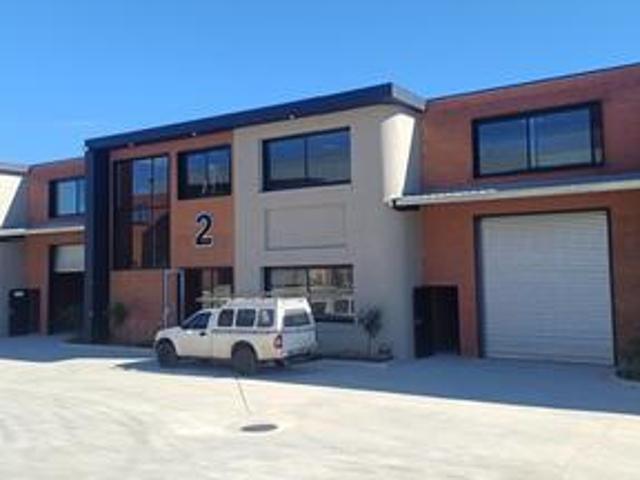 new warehouse unit to let in| corner.