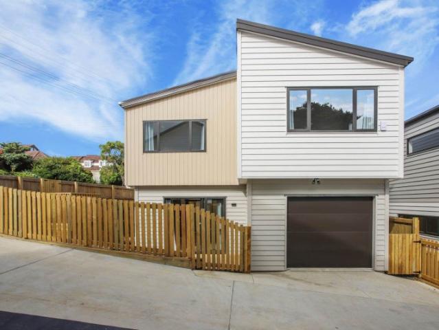 new windsor, 4 bedrooms