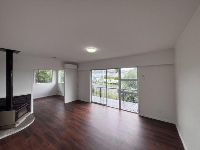 new windsor, 4 bedrooms