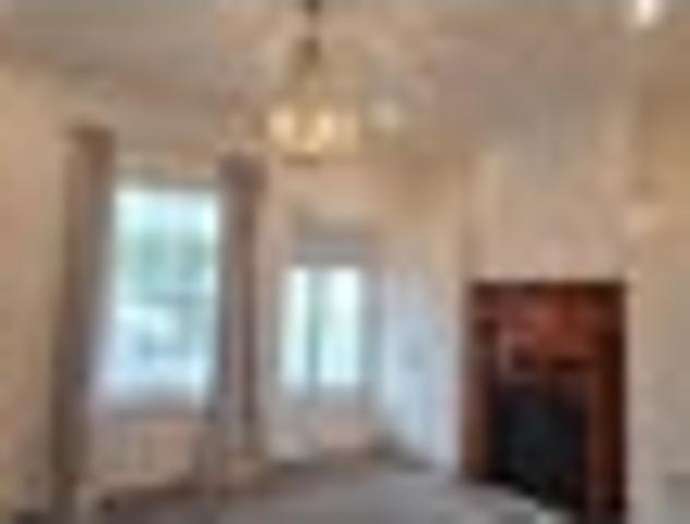 New Windsor, 5 bedrooms, $1200 pw