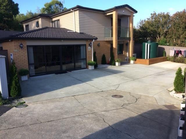 New Windsor, 6+ bedrooms