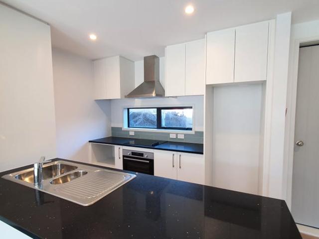 new windsor, 2 bedrooms