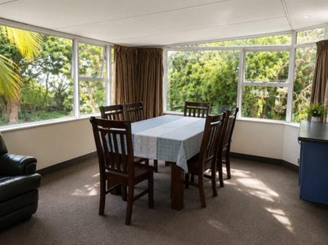 new windsor, 3 bedrooms