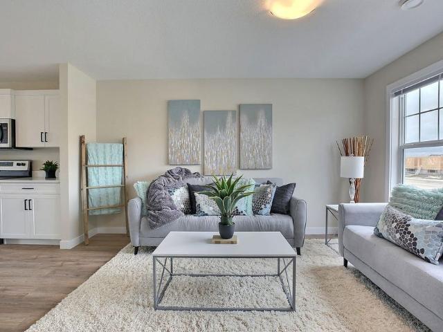 New Townhome George Street – Three Bedroom, Two and a Half Bathroom