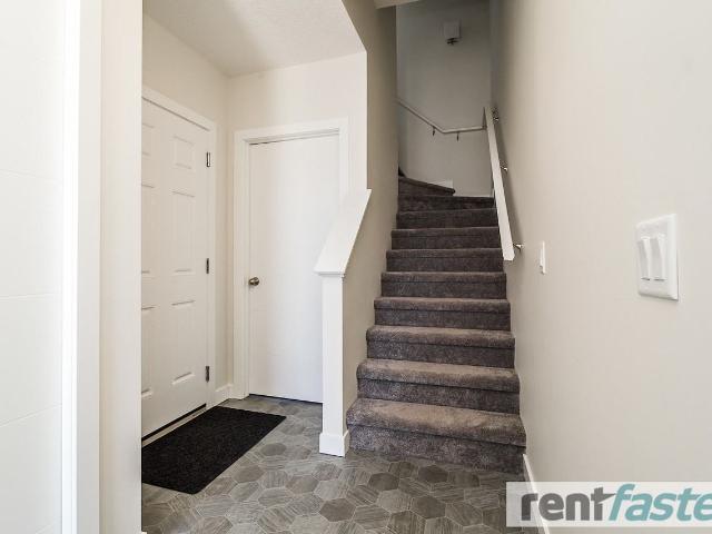NEW Townhouse for Rent 2 Bedroom Home for Rent at 600 Bellerose Dr, St. Albert, AB T8N 7T5 Oakmont