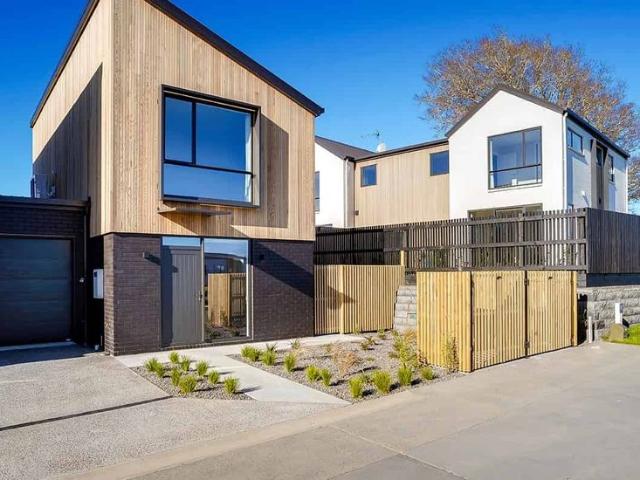 New townhouse in Peacockes!