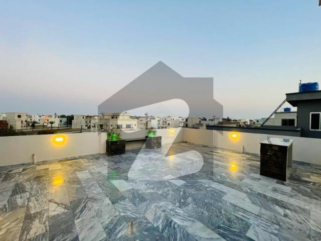 New Victorian Villa 10 Marla In EE Block Available For Sale Phase 3 Citi Housing Society