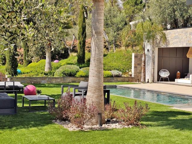 New villa contemporaine neuve magnifique jardin domain. 250m² Valbonne