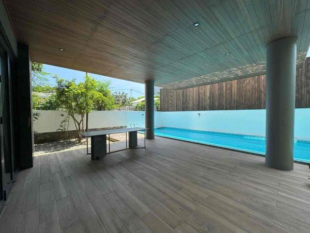 NEW VILLA FOR RENT