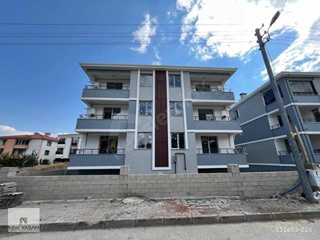NEW YAŞAM EMLAKTAN SATILIK 2+1 DAİRE