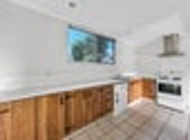 Newbury, 3 bedrooms, $590 pw