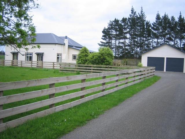 newbury, 3 bedrooms