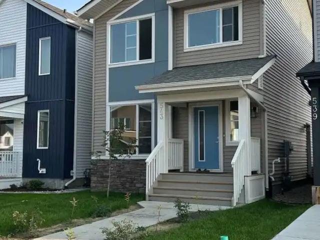 NEWER 3 Bedroom Detached Home | Furniture & Home Gym Included | Marquis