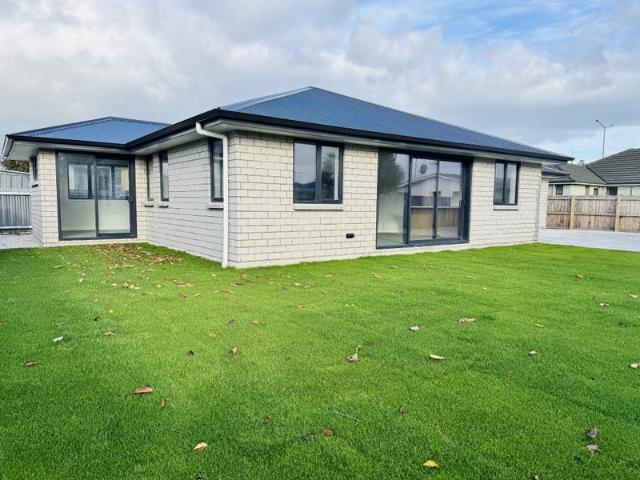 newfield, 3 bedrooms