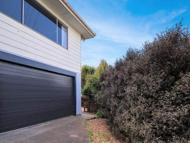 newlands, 2 bedrooms