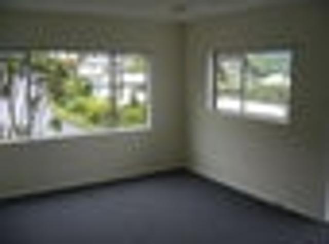 Newlands, 2 bedrooms, $475 pw