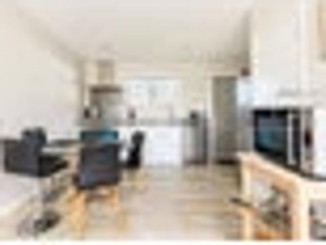 Newlands, 2 bedrooms, $595 pw