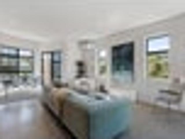 Newlands, 3 bedrooms, $765 pw
