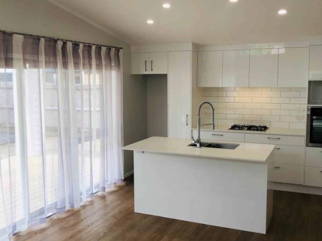 Newly 2 bedroom, 1 bathroom home At Beachlands
