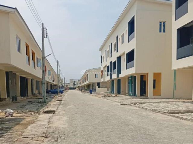Newly Built 4 Bedroom Duplex