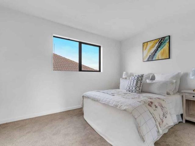 Newly Built Townhouse