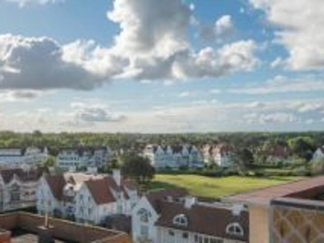 Nieuwbouw duplex appartement met open zicht Zoute Minigolf
