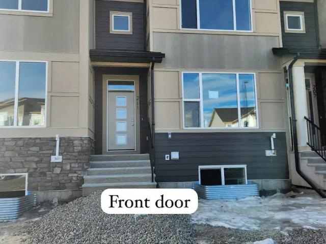 Newly Constructed 3 Bedroom and 2.5 Washroom townhouse with double car garage