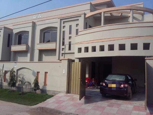 Newly Constructed House Multan ID 04236