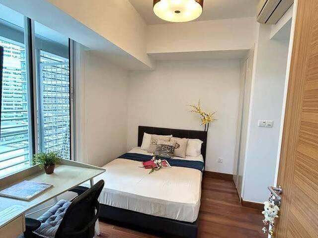 Newly Furnished Big Master Room One Raffles place/MBFC/Asia Square