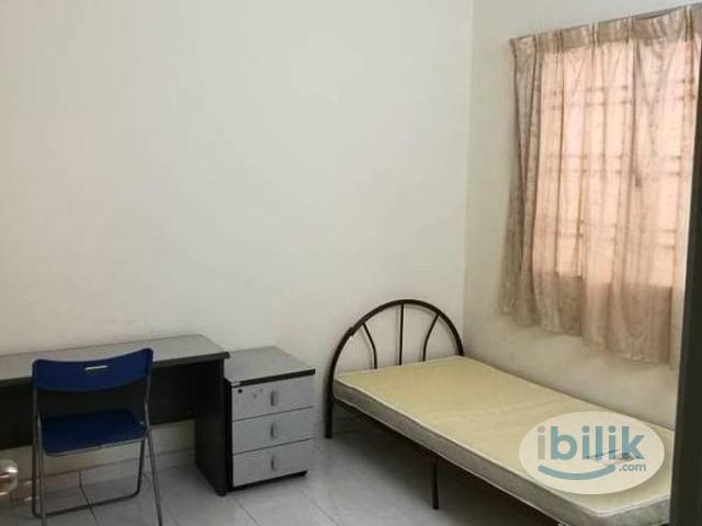 Newly Furnished Room in SS18, Subang Jaya! ‍♂️ Just 5 mins Walk to LRT Free WiFi Included Move in Now! Co