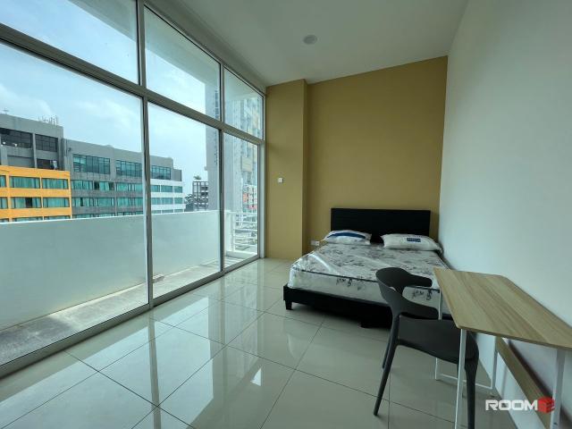 Newly Launched Unit Cozy chilling luxurious area ‍♂️Walking distance to chill at beach ️