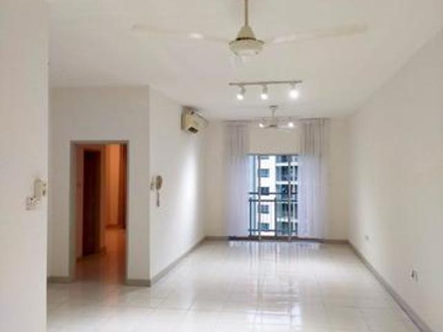 Newly Paint Refurbished Metropolitan Square Condo for Rent